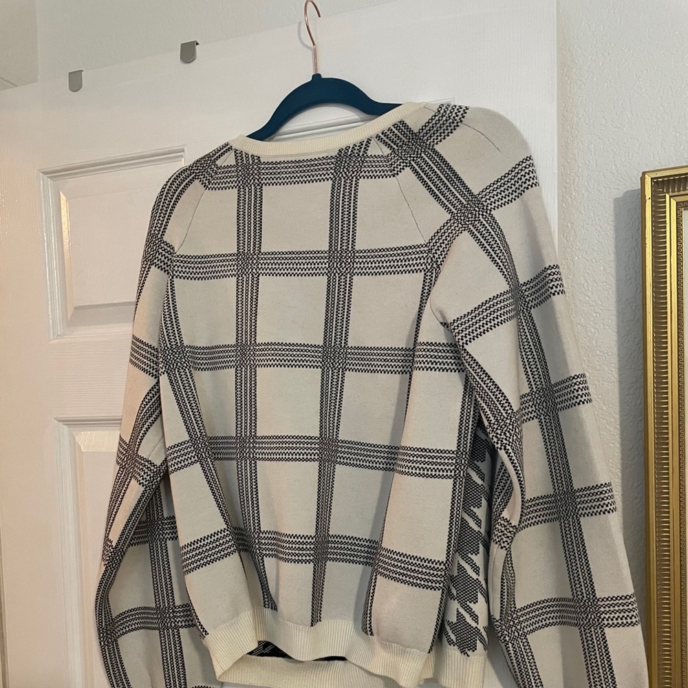 Anthropologie Houndstooth Sweater Size Large EUC - Picture 2 of 6